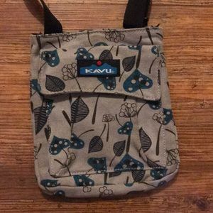 Small KAVU crossbody purse